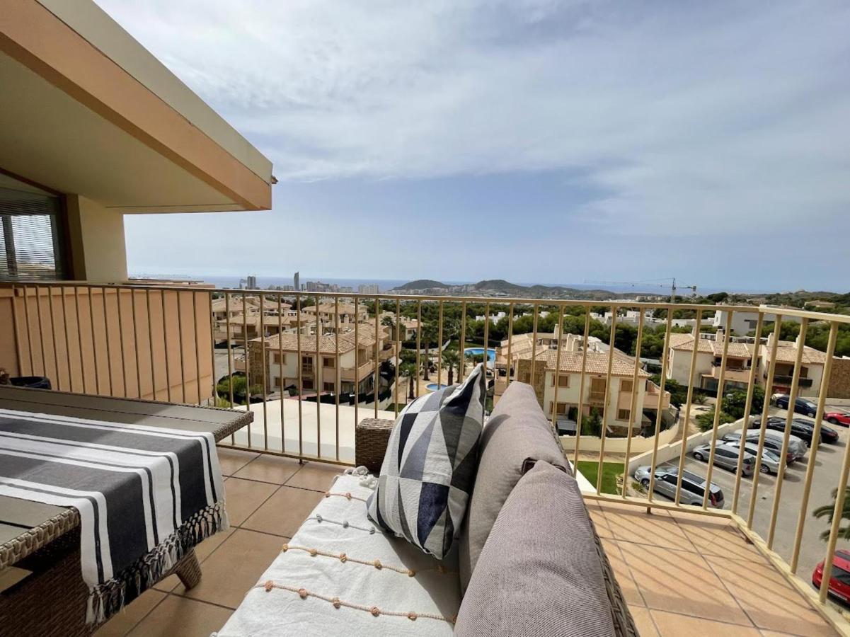 Appartamento Modern 2-Floor Penthouse With Sea Views - Sleeps 7 Finestrat Esterno foto