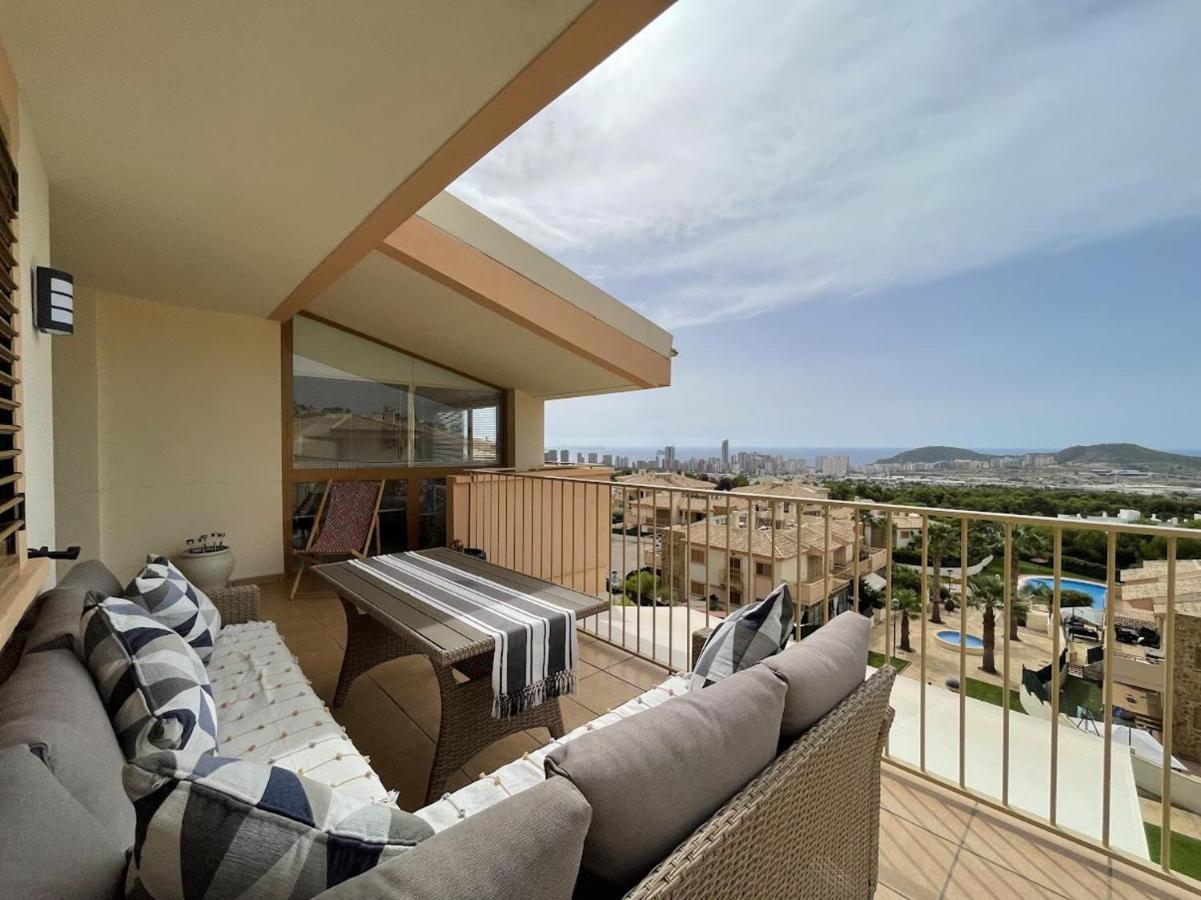 Appartamento Modern 2-Floor Penthouse With Sea Views - Sleeps 7 Finestrat Esterno foto